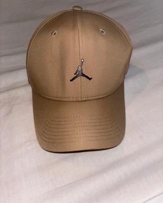 Cappellino Jordan beige – NUOVO