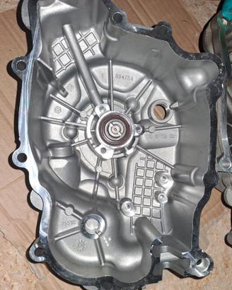 Pompa acqua originale Piaggio 250-300