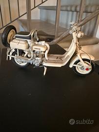 Modellino lambretta 125 D