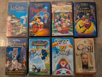 Set di 8 Videocassette