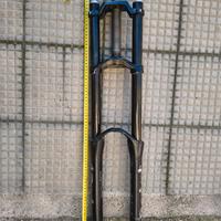 DH Downhill marzocchi junior T