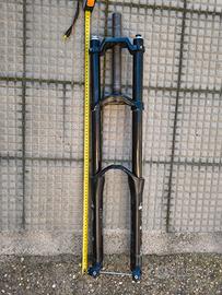 DH Downhill marzocchi junior T