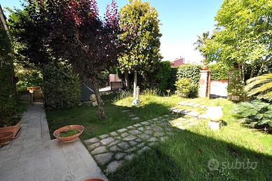 Rif. 9681 -Villa con Piscina " Pianetti "