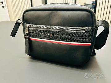 Borsello a tracolla Tommy Hilfiger uomo.