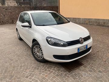 Volkswagen Golf 6 - 1.6 TDI