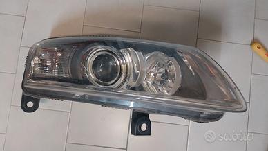 fanale anteriore destro Audi A6