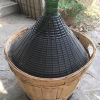 Damigiana più imbottigliatore per tappi metallo