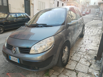 Renault scenic 1.9 dci 120