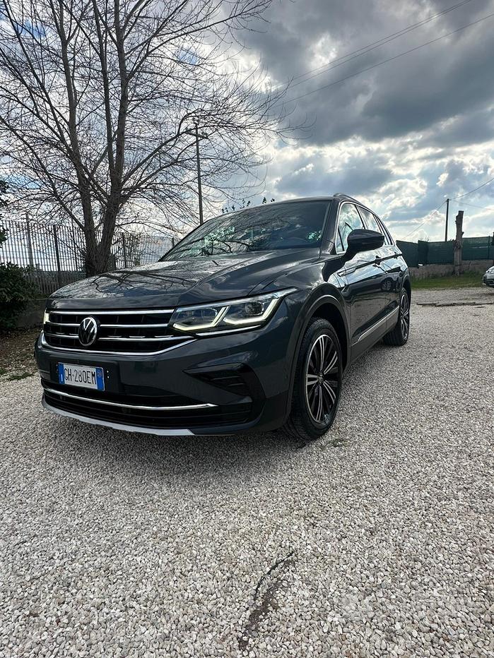 VOLKSWAGEN Tiguan 3ª serie
