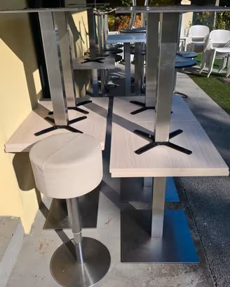 tavoli e sedie da bar 