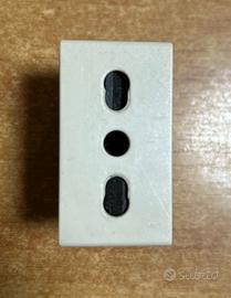 Presa bipasso Ave Sistema45