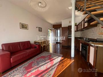 Bilocale ristrutturato senza spese