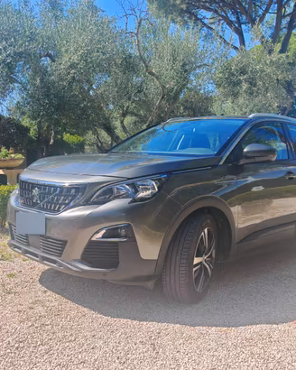PEUGEOT 3008 BlueHDI 130 EAT8 S&S Business 08/2019