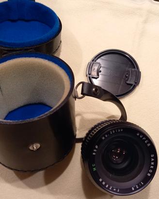 Obiettivo per fotocamera vintage SANKOR 