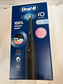 Spazzolino elettrico Oral-B io Serie 2