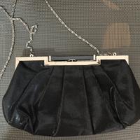 Pochette in tessuto lucido