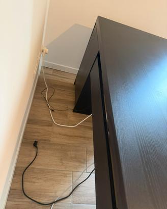 Scrivania IKEA MALM
