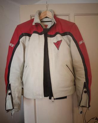 Tuta in pelle da donna per moto