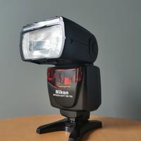 Nikon Speedlight SB-700