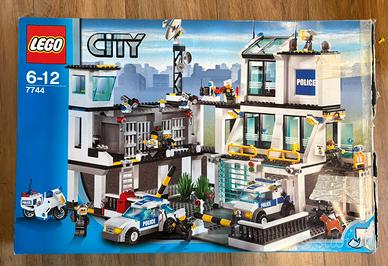Lego city set 7744