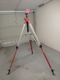 2 Attrezzi Hilti- Livella Laser e Martello Pneumat