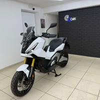 Xadv 750