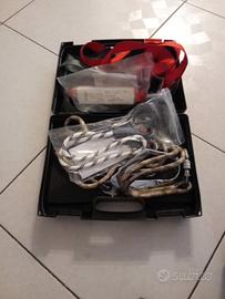 kit cintura sicurezza per lavori in quota .