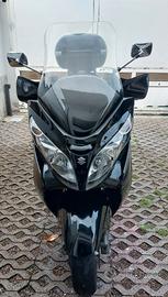 Suzuki Burgman 400 k8