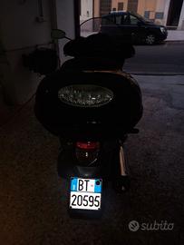 VERAMENTE NUOVO  Scarabeo 500 Aprilia