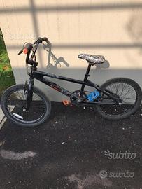 BmX Squeeze Saltafoss Biciclette In vendita a Milano