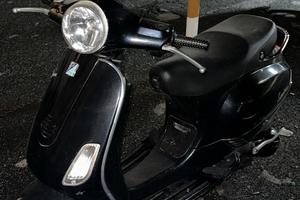vespa lx
