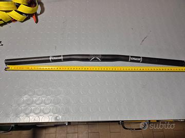 Manubrio Mtb carbonio 64cm attacco 25mm