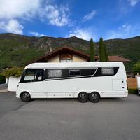 Niesmann Arto 83 F