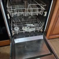 lavastoviglie Ariston