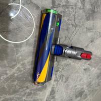 Spazzola Dyson V12 con Led Nuova