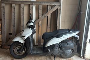 Yamaha xenter 125