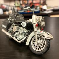 Harley Davidson Electra Glide police polistil 1:15