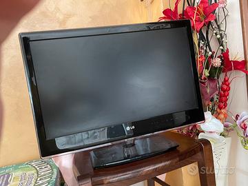 LG monitor/Televisore 22 pollici