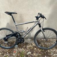 Mtb cannondale jekyll biammortizata