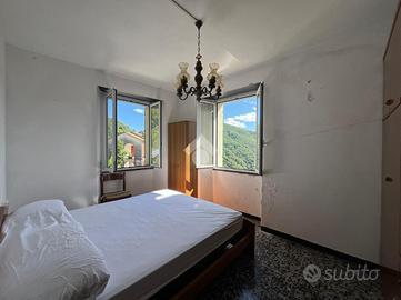 CASA SEMINDIPENDENTE A LORSICA