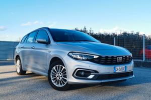 Fiat tipo SW 1.6 mjt 130cv AUTOCARRO N1 5 posti