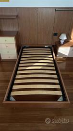 Camera da letto (materasso, comodini, scrivania)