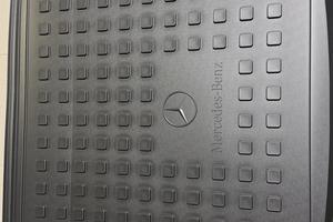 Vasca per bagagliaio mercedes classe a w177