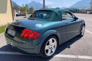 Audi TT Roadster verde  capote verde pelle cuoio
