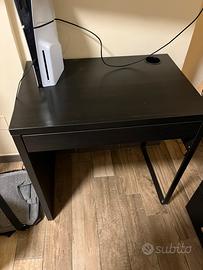 Scrivania ikea