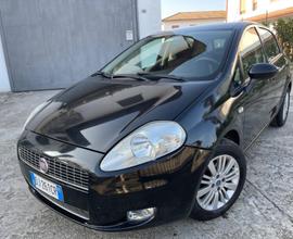 Fiat Grande Punto 1.2 benzina pochi km neopatentat