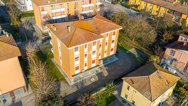 4 LOCALI A BARICELLA