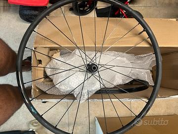 Cerchi Shimano Rs 370