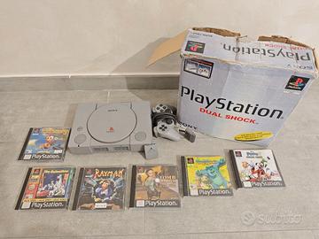 playstation 1 con giochi e memory