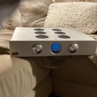 Ampli integrato CAIRN 4808 con suo telecomando